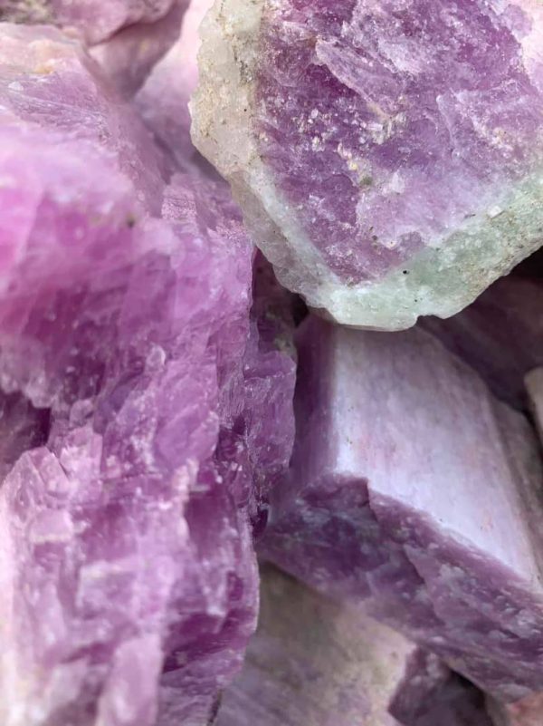 Purple Spodumene Purple spodumene